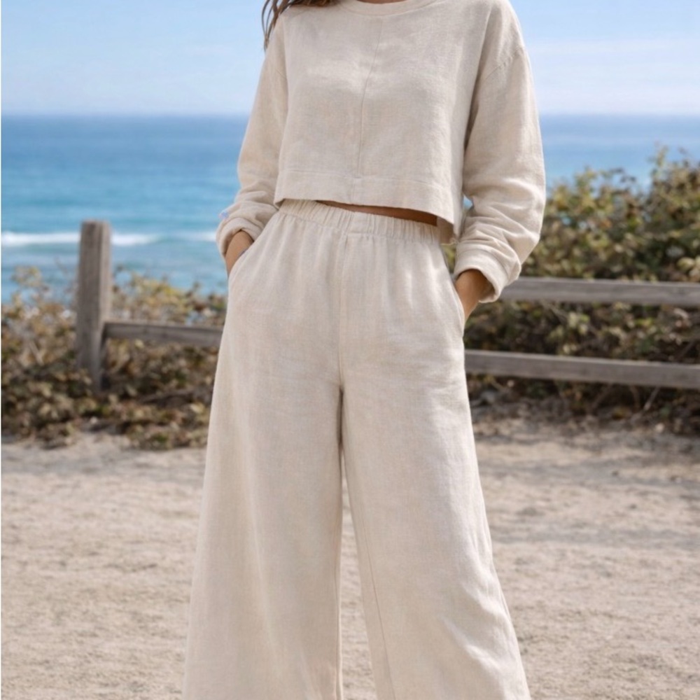 Mirth Luxury Cream Wide-Leg Lounge 2 Piece Set Small.  Like new